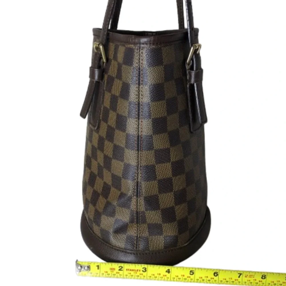LOUIS VUITTON Damier Ebene Marais Bucket Bag w Interior Zip Pocket LV DUSTY